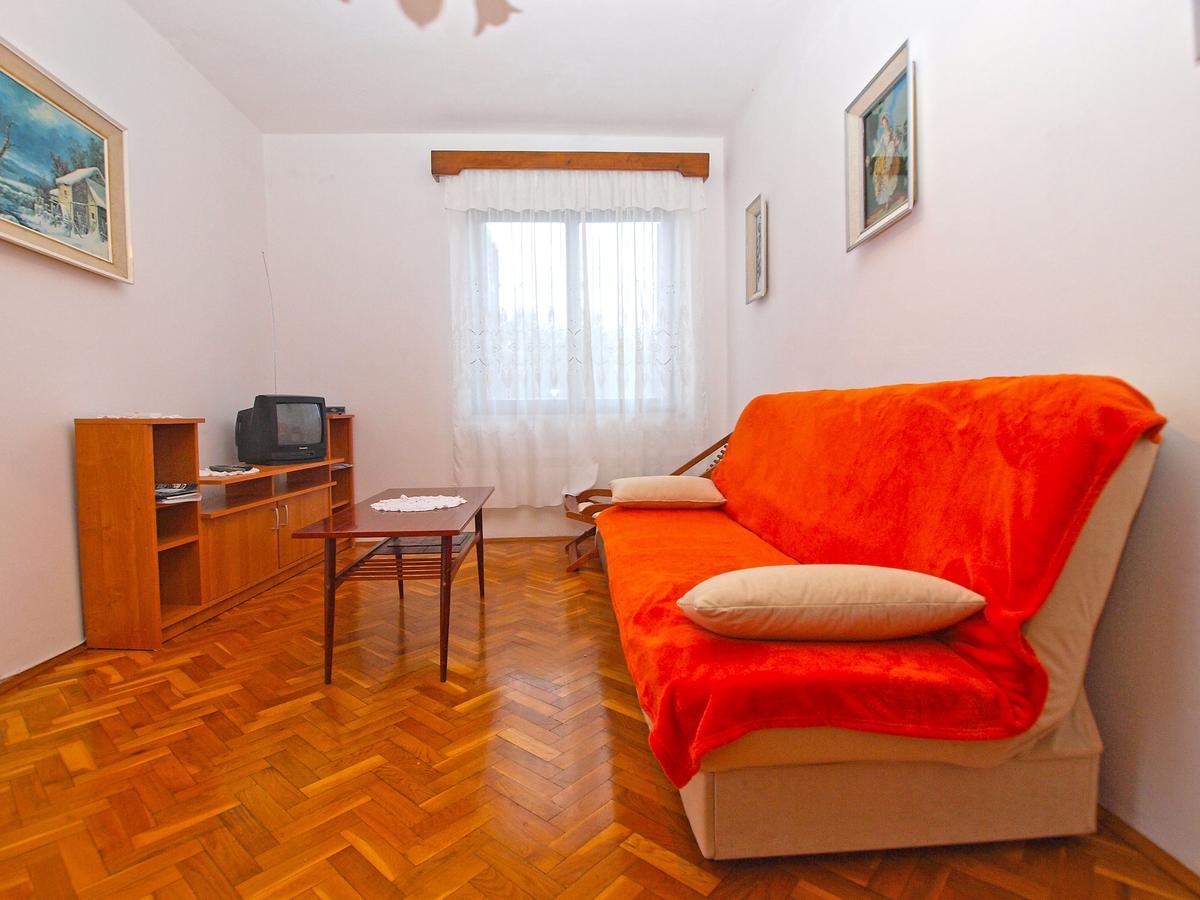 Apartments Dvorine 1210 Баньоле Екстер'єр фото