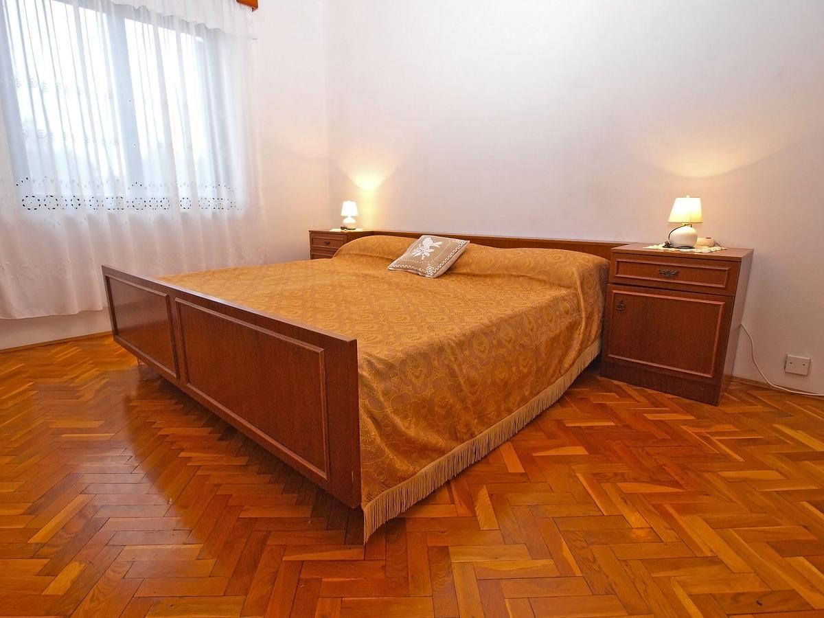 Apartments Dvorine 1210 Баньоле Екстер'єр фото