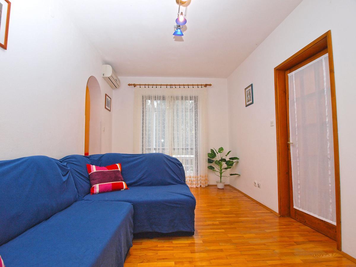 Apartments Dvorine 1210 Баньоле Екстер'єр фото